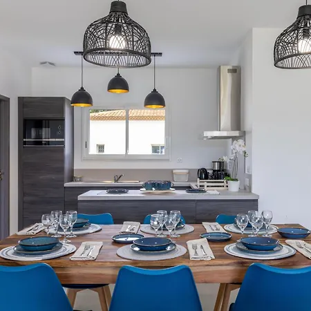 De Trouchaud Villa *